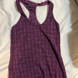 Lululemon tank top!!